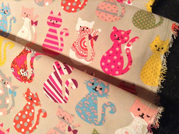 cats-designer-curtain-upholstery-cotton-fabric-material-55140cm-wide-cute-cat-canvas-594bf53e4.jpg