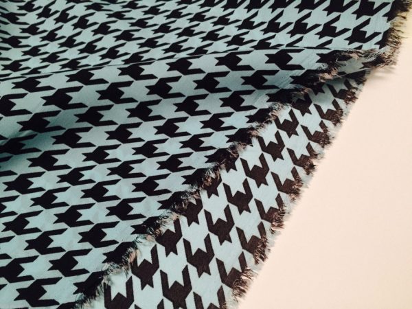 houndstooth-hounds-tooth-lightweight-polyester-fabric-soft-drape-145cm-wide-sky-blue-by-metre-594bef563.jpg