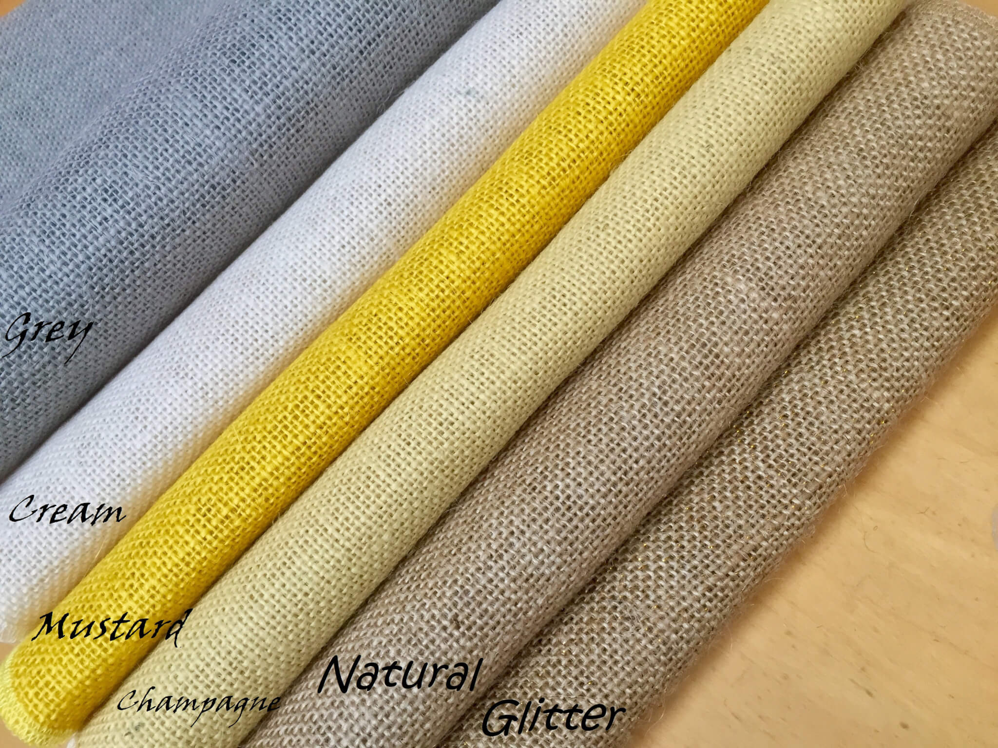 Coloured best sale hessian fabric