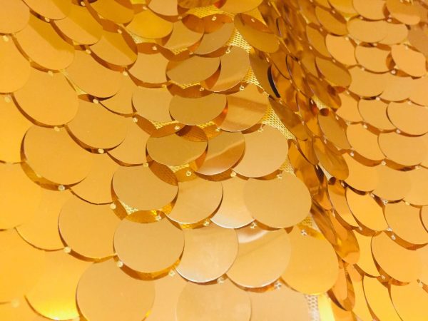 18mm Large Sequin Fabric Glitter Material, 2 way stretch - Backdrop, Dress Making, Home Decoration - 130cm wide - Sparkling GOLD Paillettes