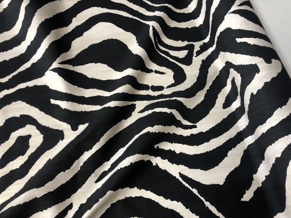 BLACK & CREAM Zebra Stripes African Print Linen Look Cotton Fabric Furnishing Curtain Upholstery Material – 108"/275cm Extra Wide Canvas