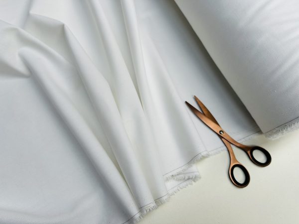 Classic Linen Cotton Blend Plain Fabric Material Lightweight Home Decor Bedding Clothes Curtains - 140cm wide - Pure White - Image 2