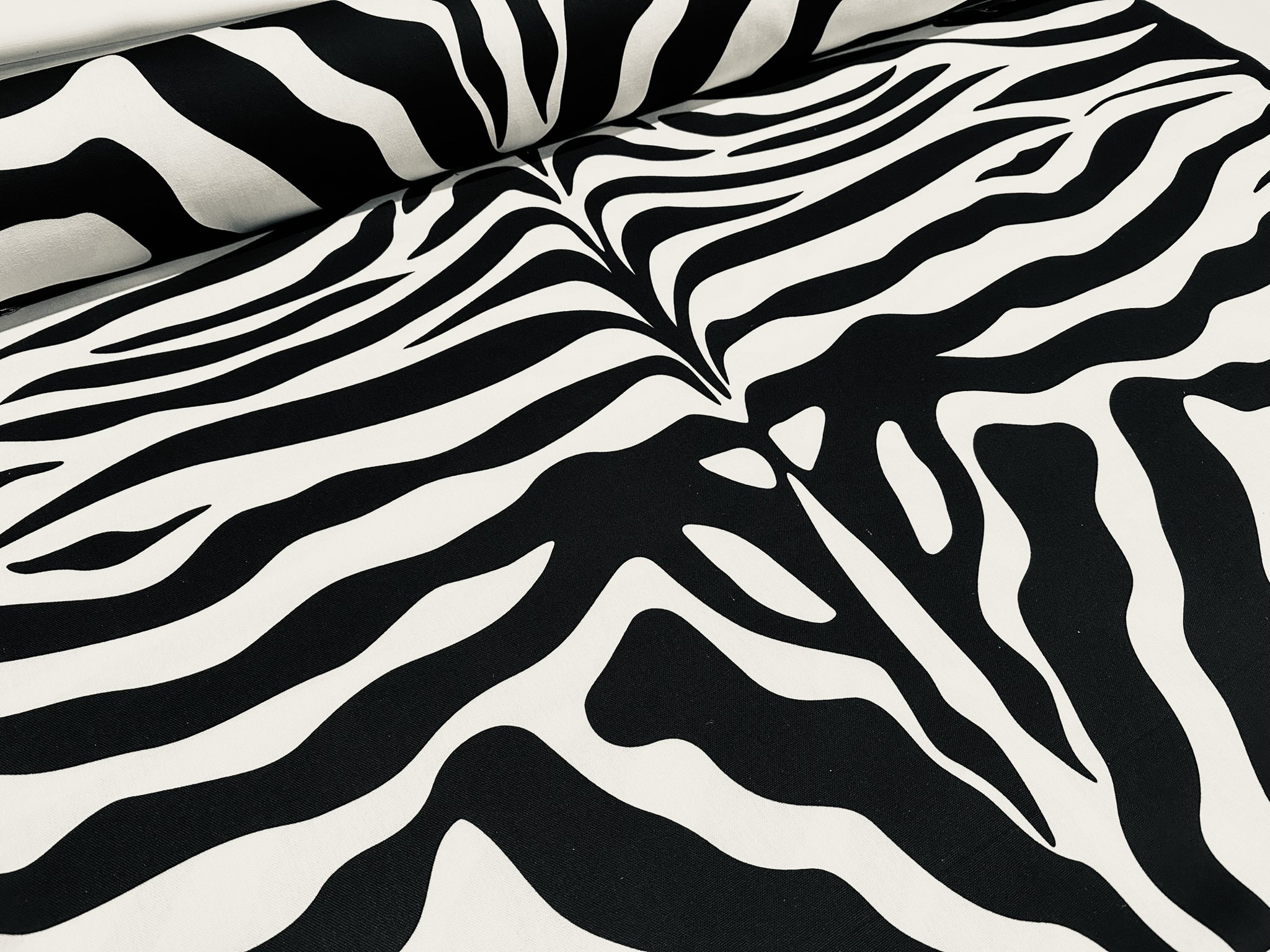 xl zebra black (7)