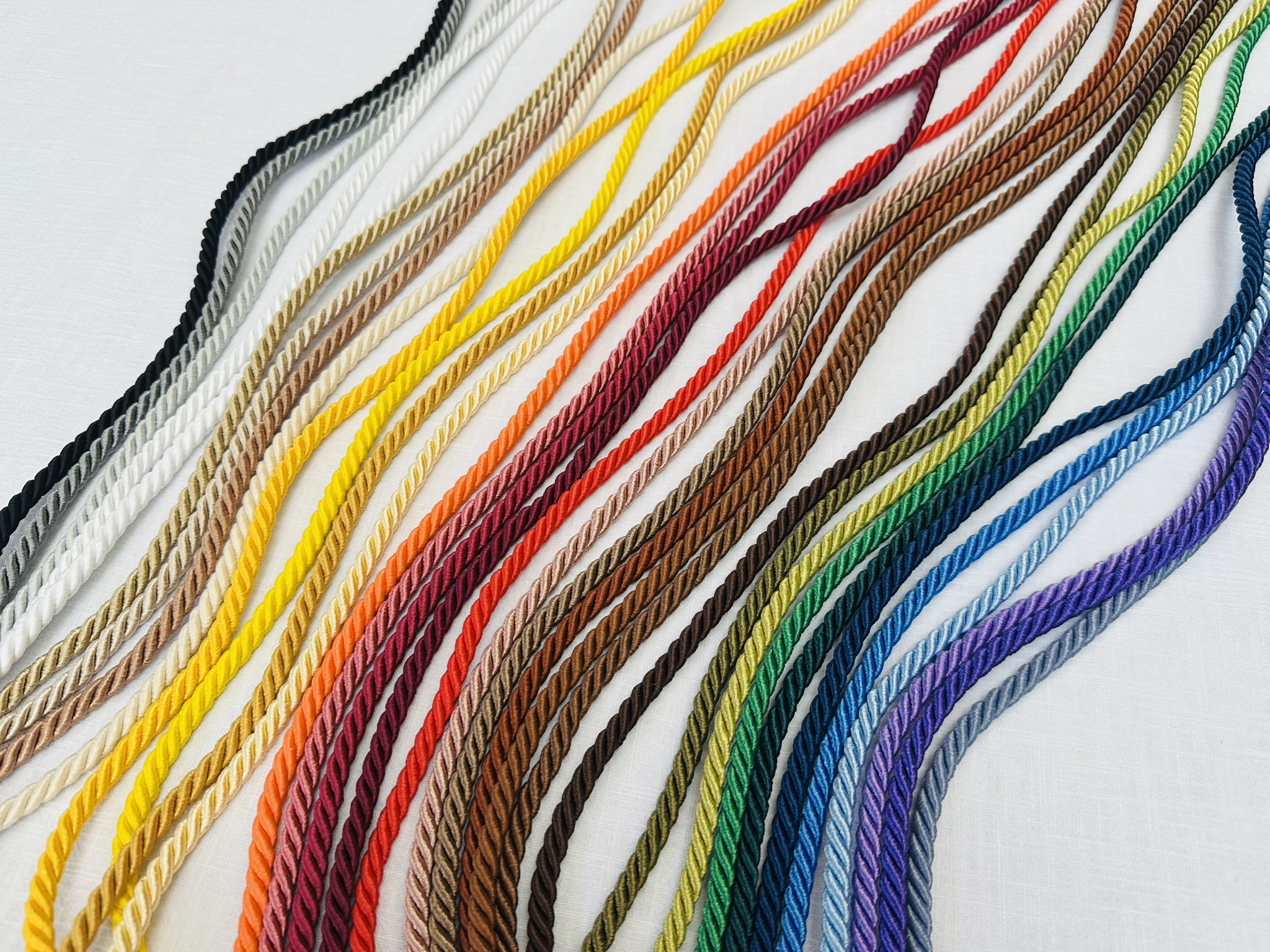 Twisted Piping Cord Rope Trim for Home Decor – Pillow Cushion, Curtains & Upholstery Edging – 7mm Wide – Any Length