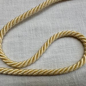 Twisted Piping Cord Rope Trim for Home Decor – Pillow Cushion Curtains & Upholstery Edging – 7mm Wide – Any Length - Cream
